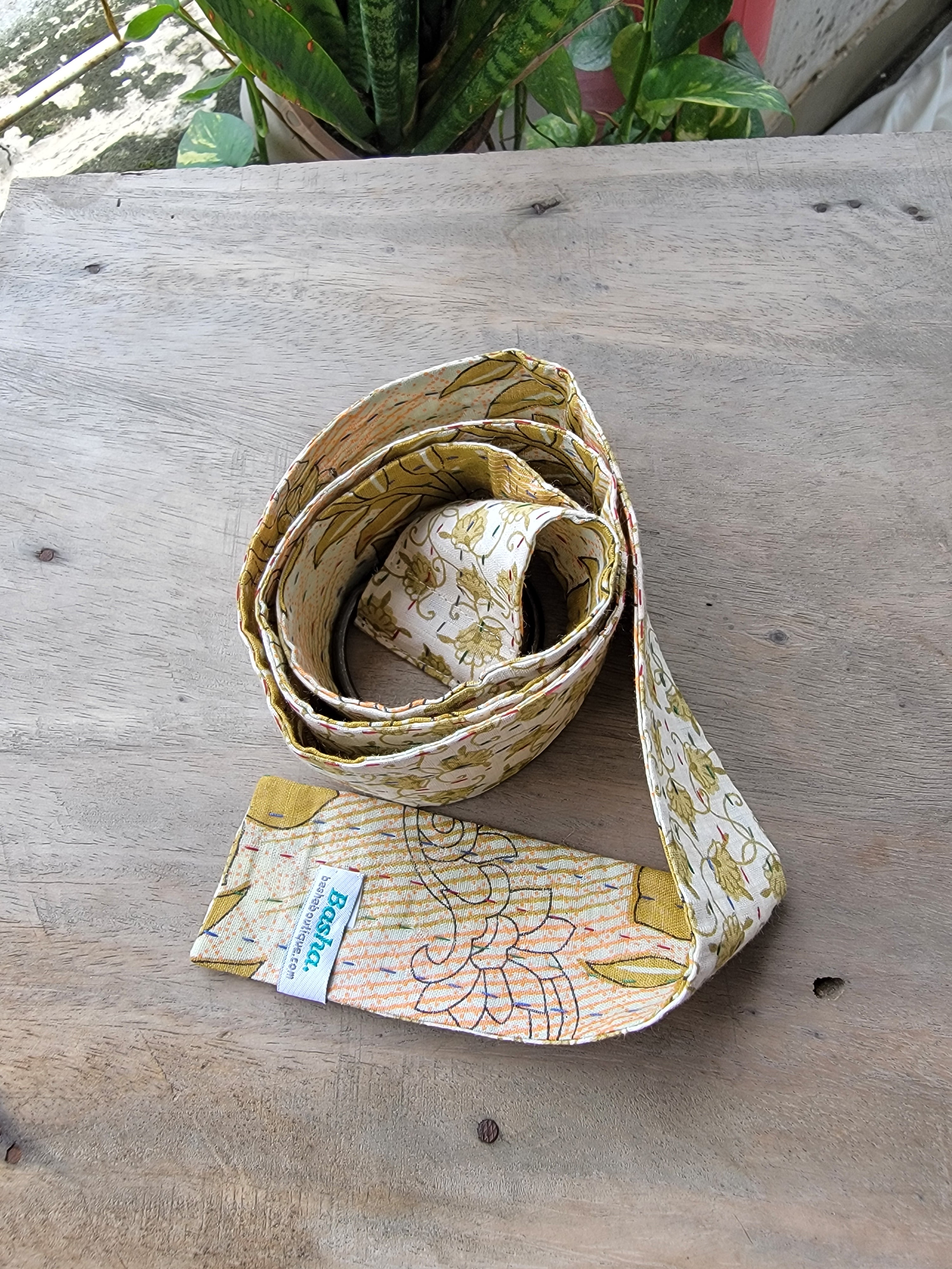 Handmade Kantha Sari Belt | Reversible Upcycled Fabric Belt