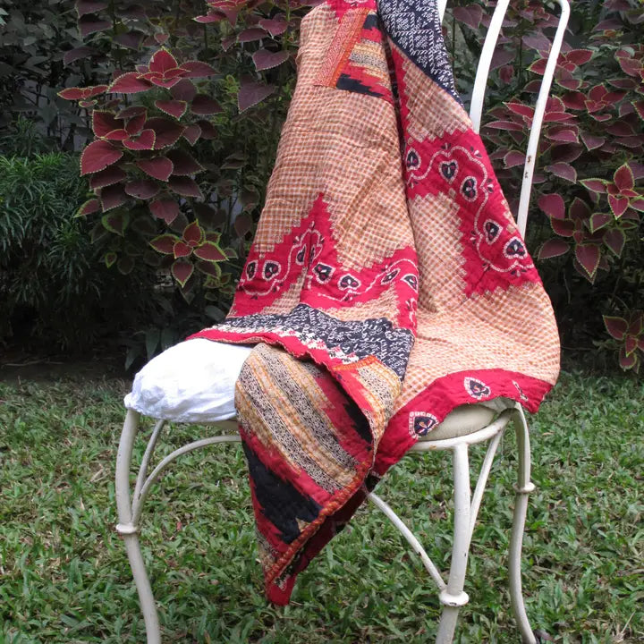 Small Vintage Kantha Blanket, 100x100cm