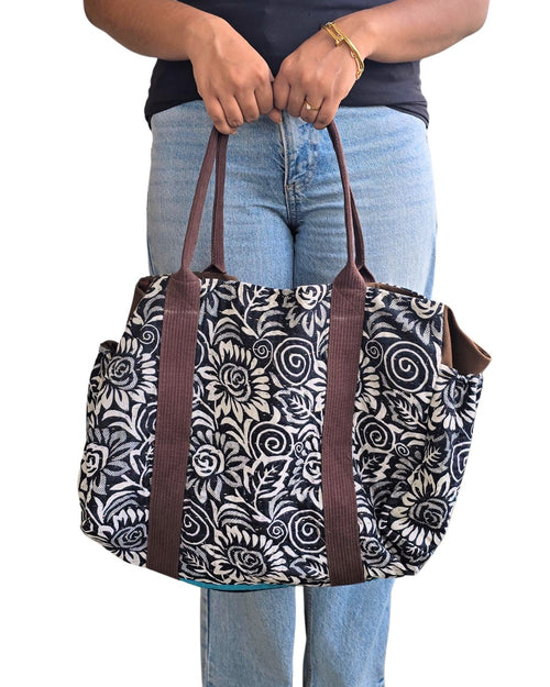 Basha Kantha Everyday Bag in Black